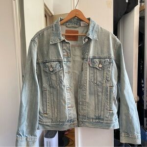 Levi’s Light Wash Blue Denim Jacket